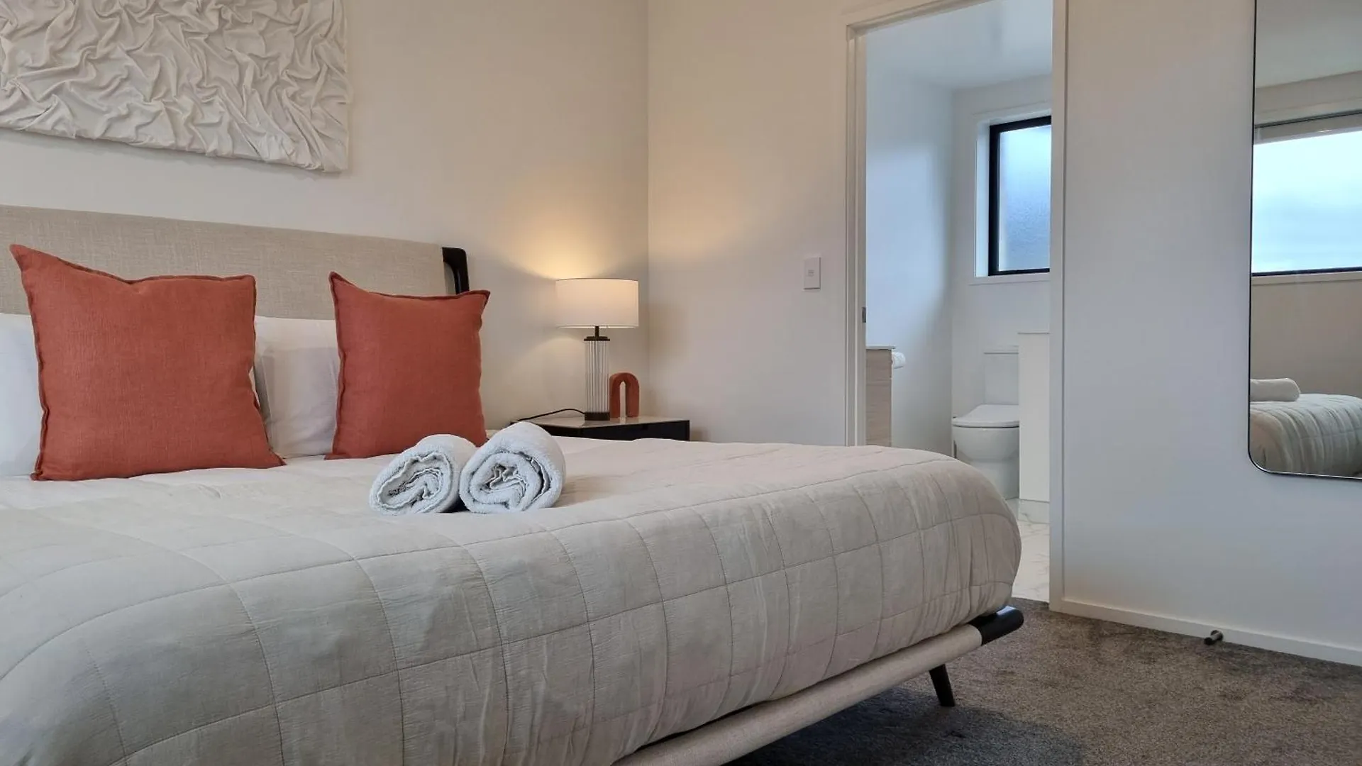 Cloud Nine Elegant Escape Awaits Apartment Christchurch 0*,  New Zealand
