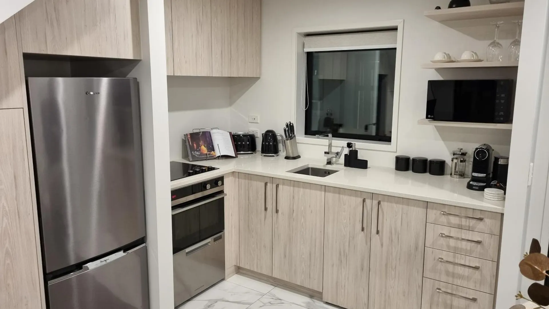 Cloud Nine Elegant Escape Awaits Apartment Christchurch New Zealand
